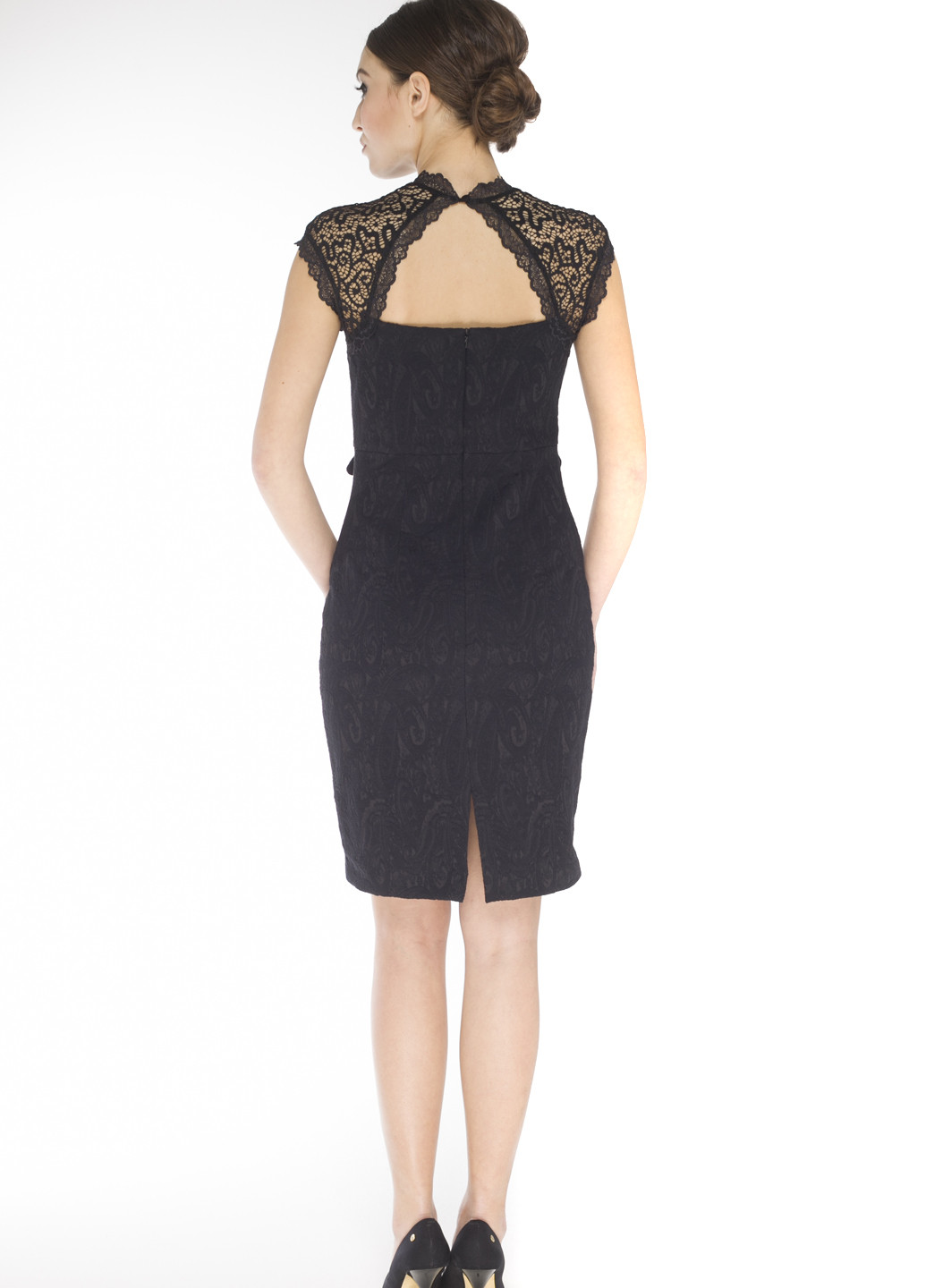 Черное кэжуал платье Arefeva