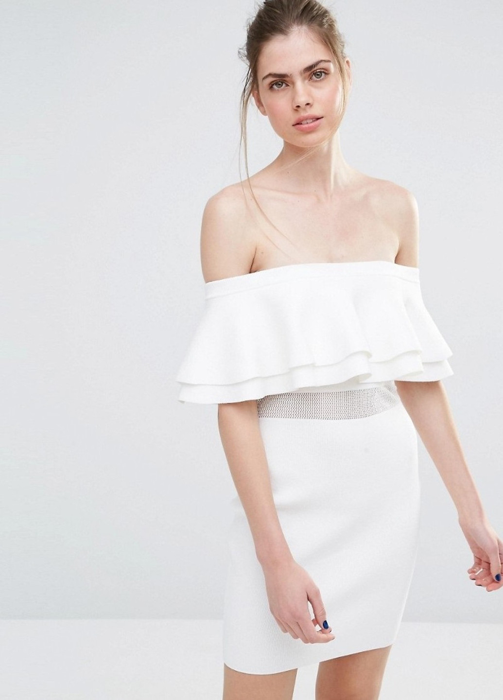 Белое кэжуал платье футляр Endless Rose однотонное