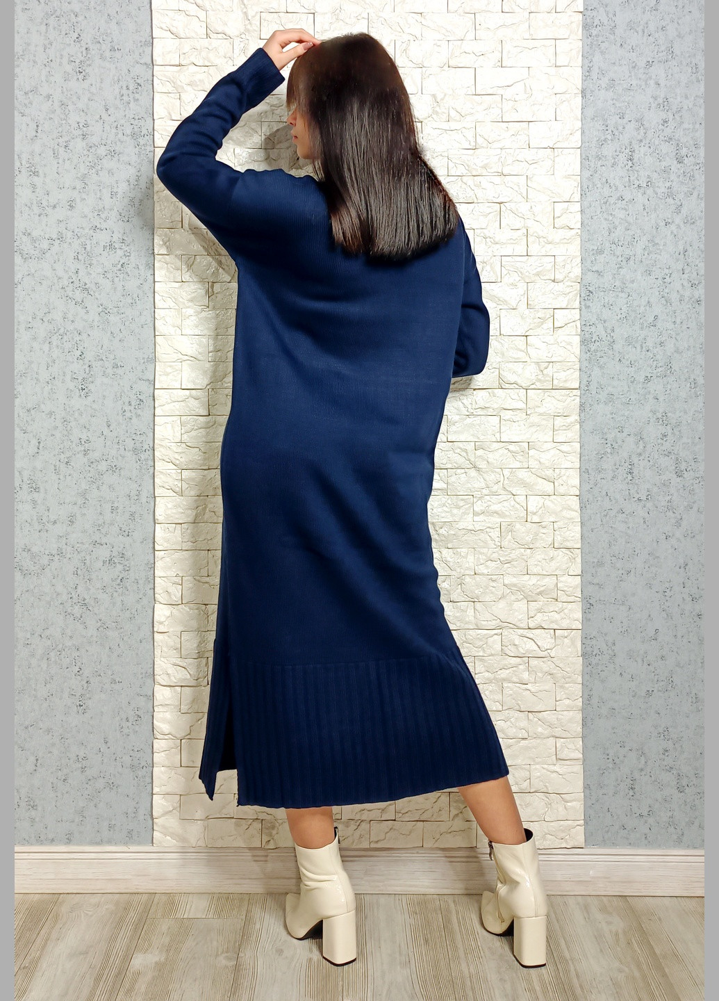 Синее кэжуал платье платье-свитер QU style с надписью