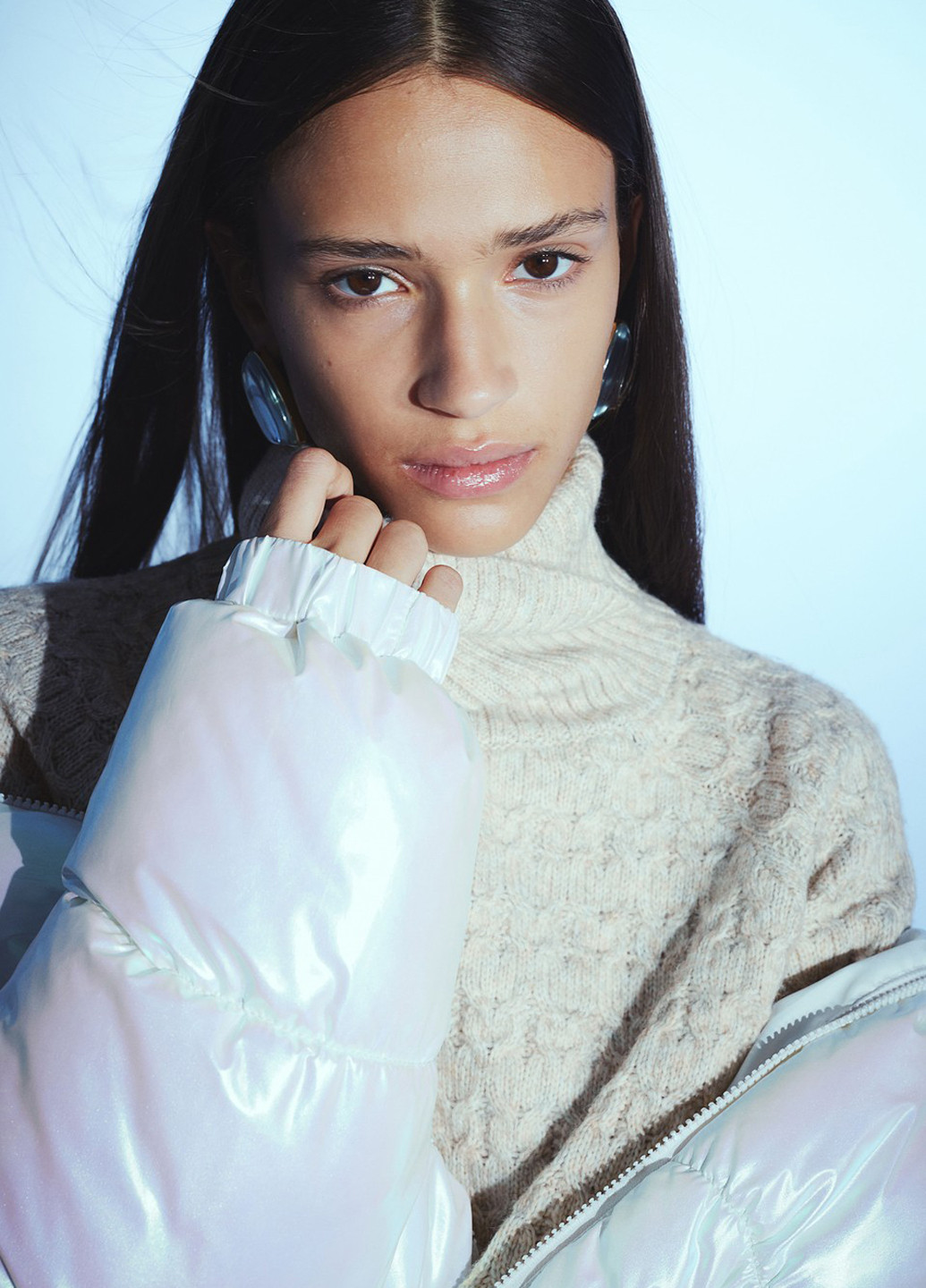 Світло-бежевий зимовий светр H&M