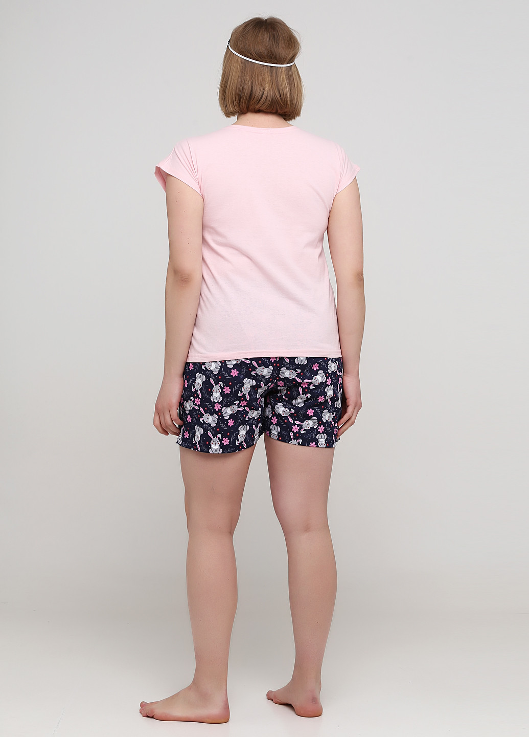 Светло-розовая всесезон пижама (футболка, шорты, маска для сна) футболка + шорты Трикомир