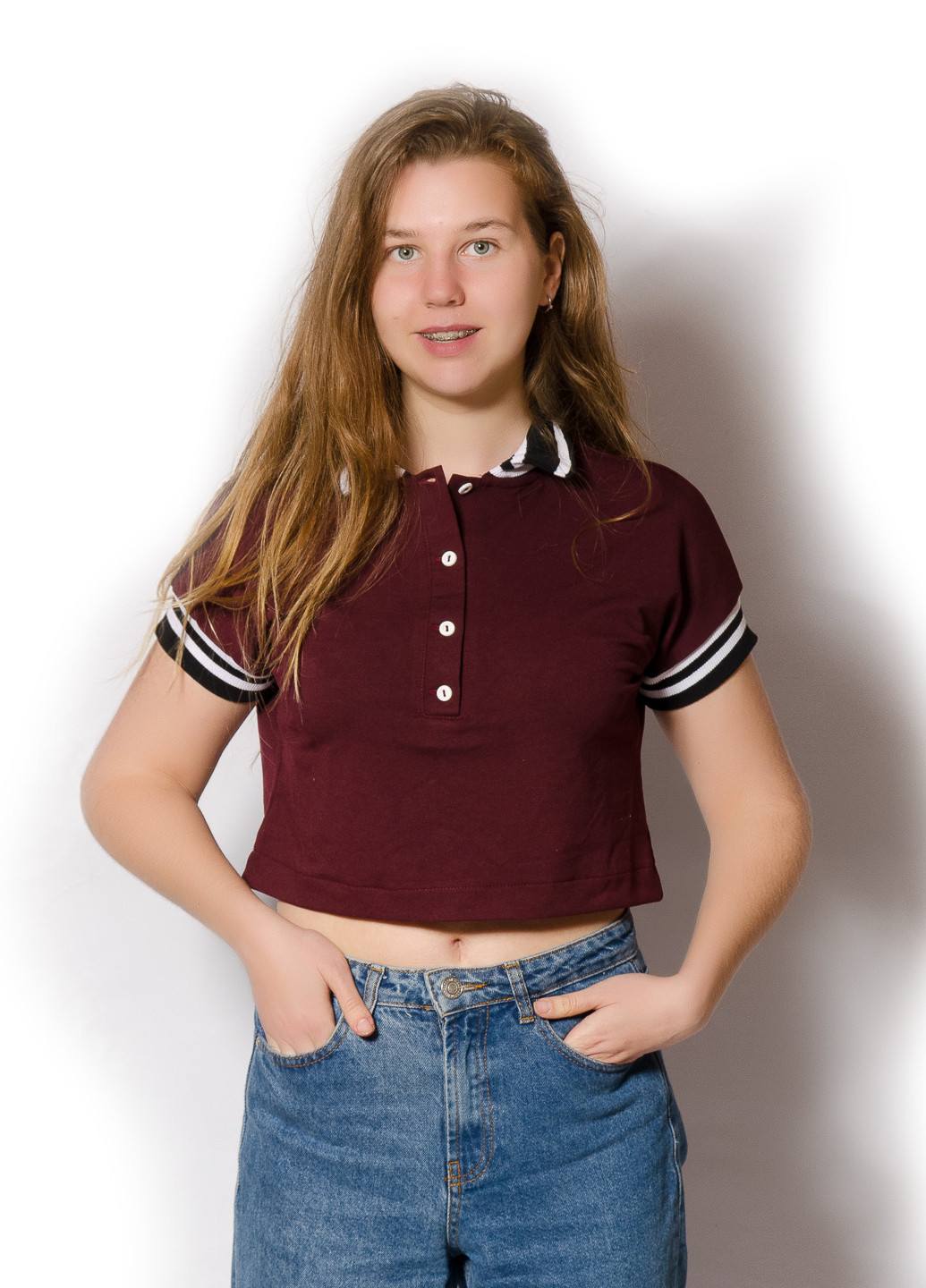 Бордовая женская футболка-поло LibeAmore однотонная