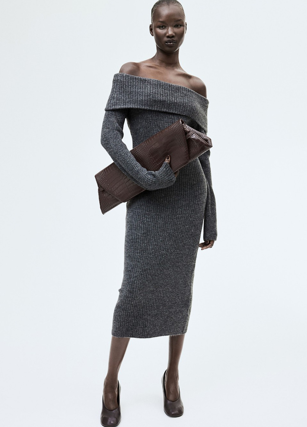 Темно-сіра кежуал сукня з відкритими плечима, футляр H&M меланжева