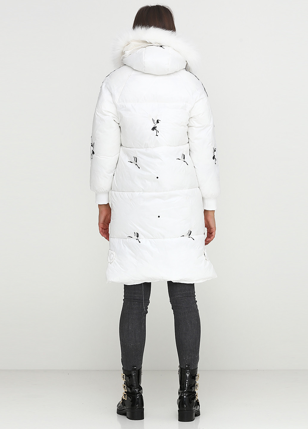 Белая зимняя куртка No Brand