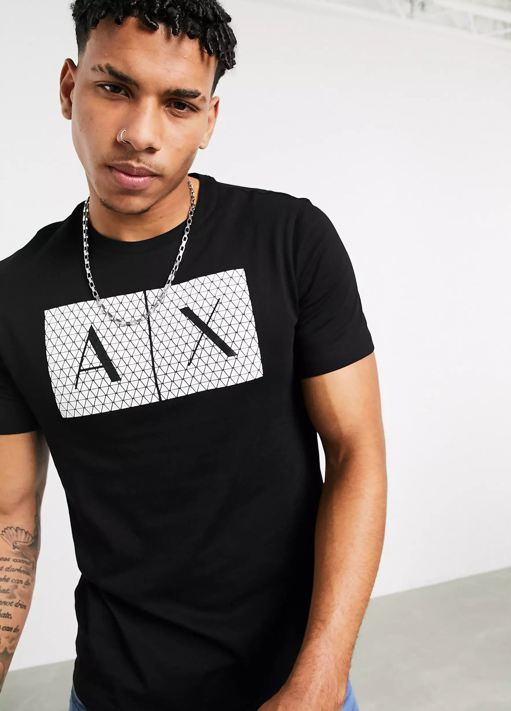 Чорна футболка Armani Exchange