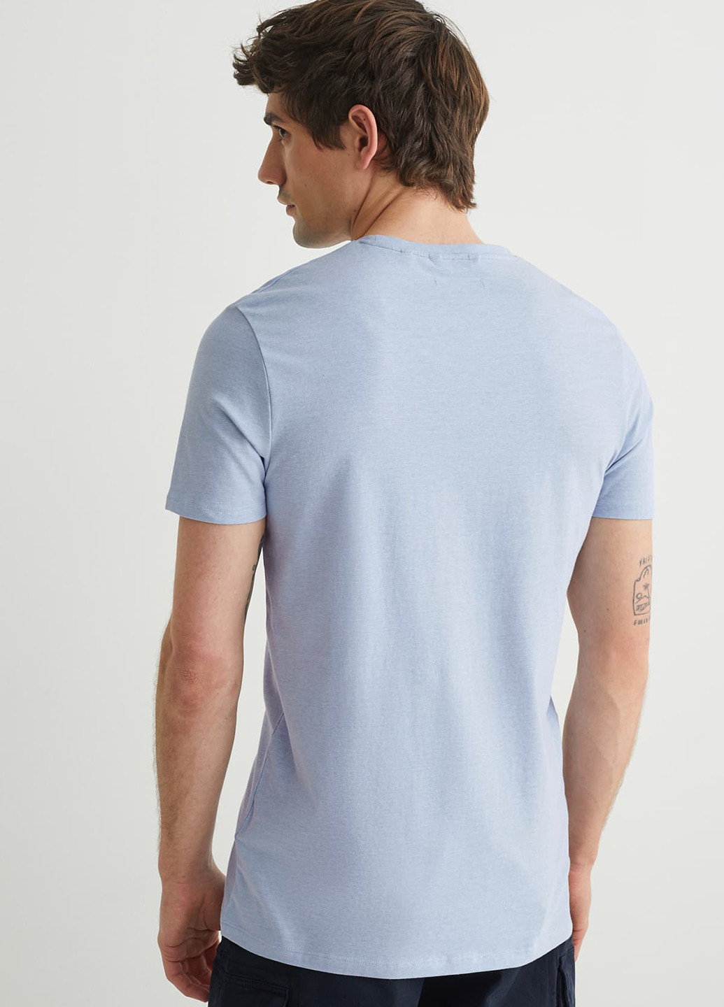 Блакитна футболка C&A