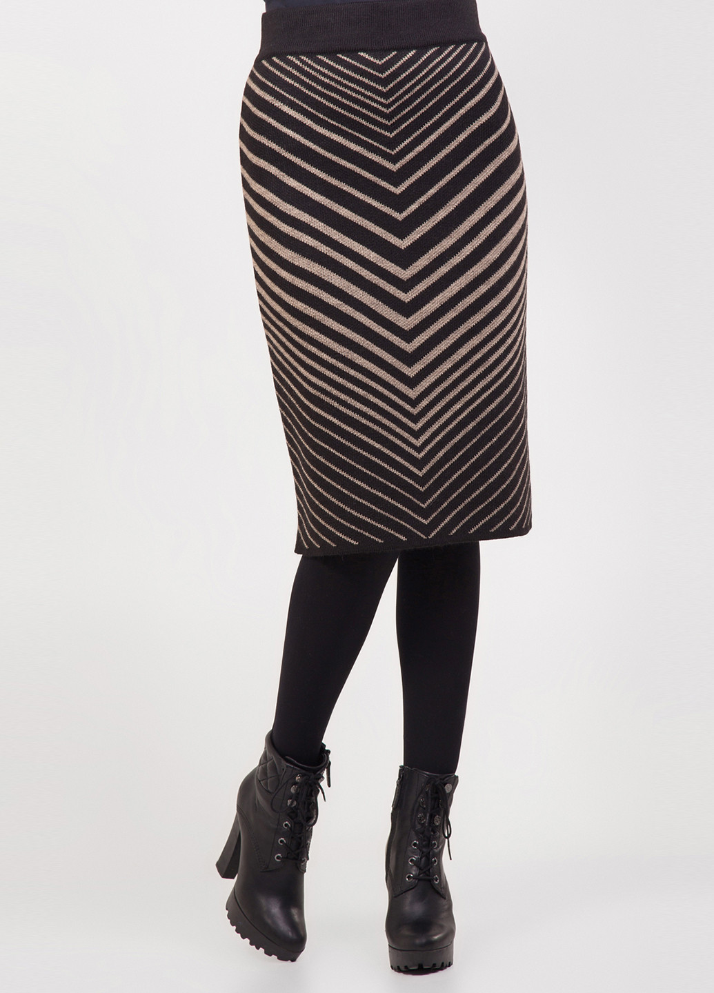 Черная кэжуал с геометрическим узором юбка Triko Bakh