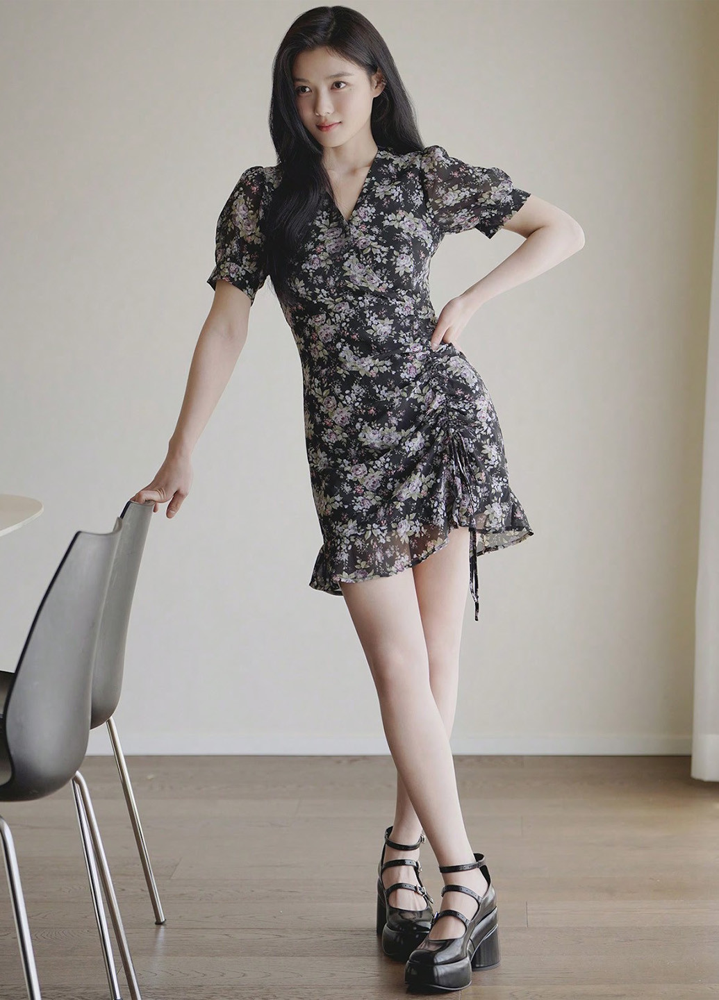 Комбінована кежуал, коктейльна сукня на запах SHEIN з квітковим принтом