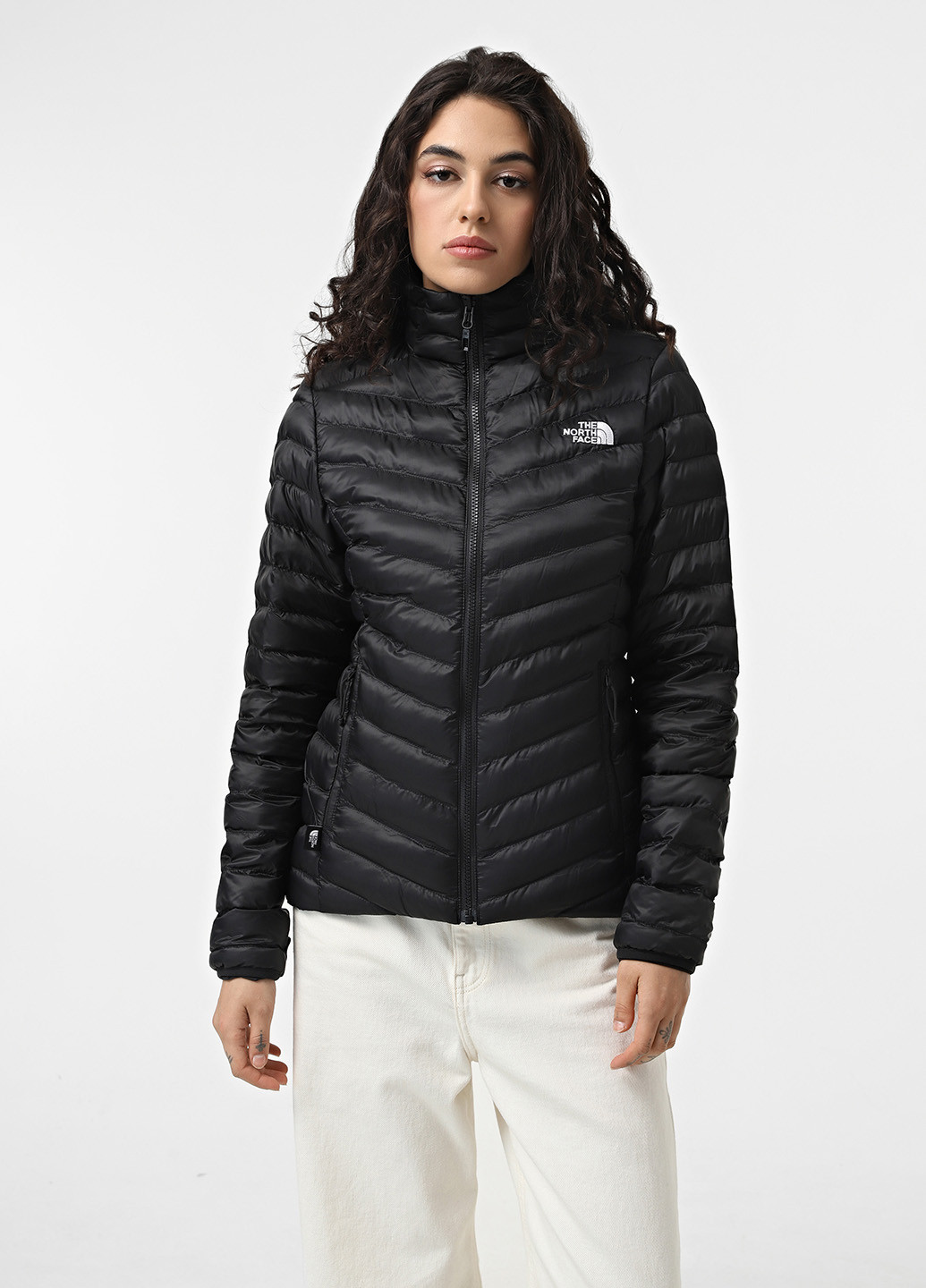 Черная демисезонная куртка The North Face