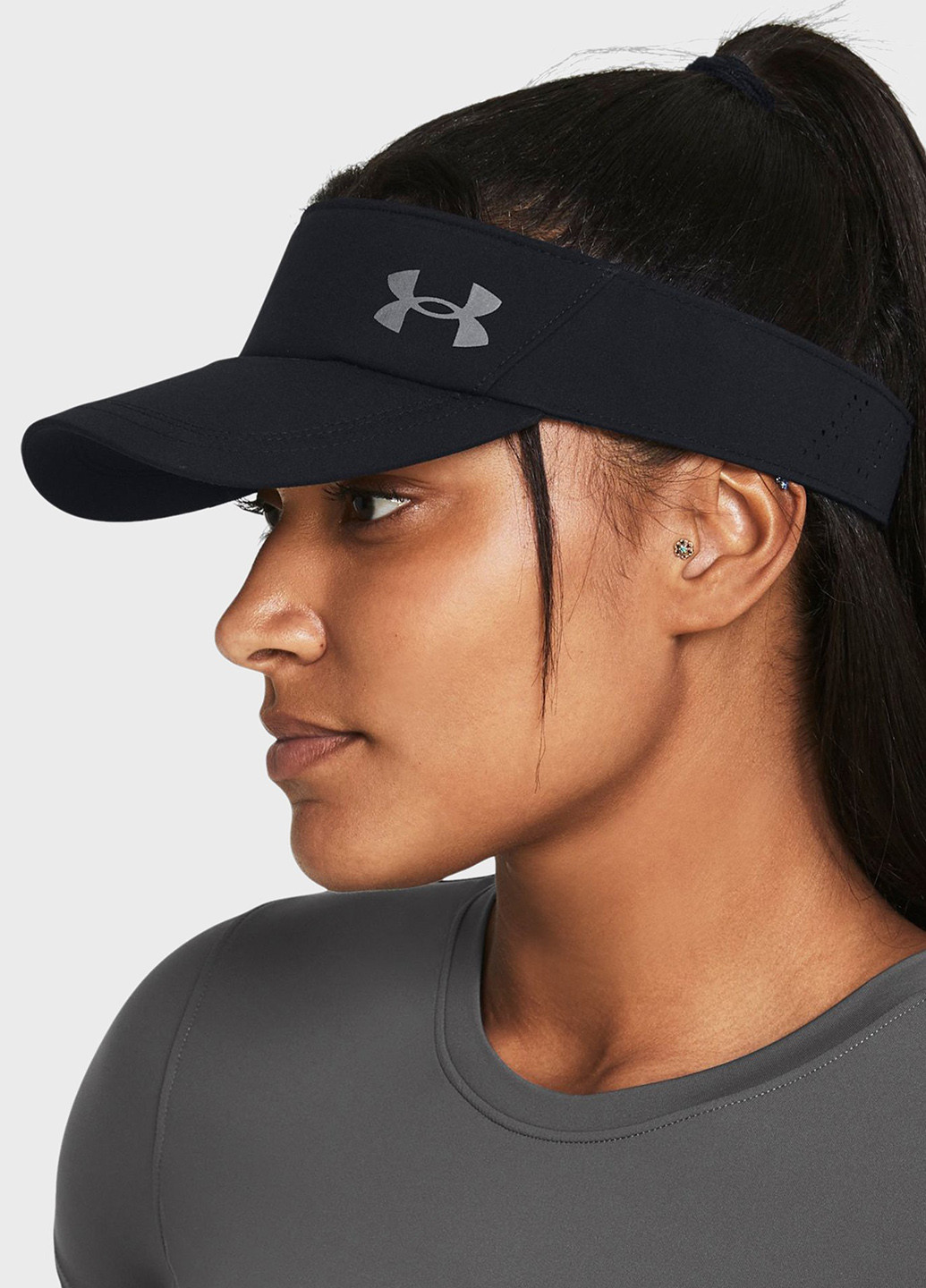 Козырек Under Armour (328001444)