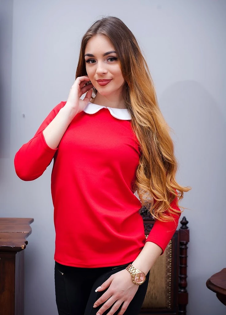 Классическая лаконичная кофта из французского трикотажа с воротником Amber Красный Podium (242490918)