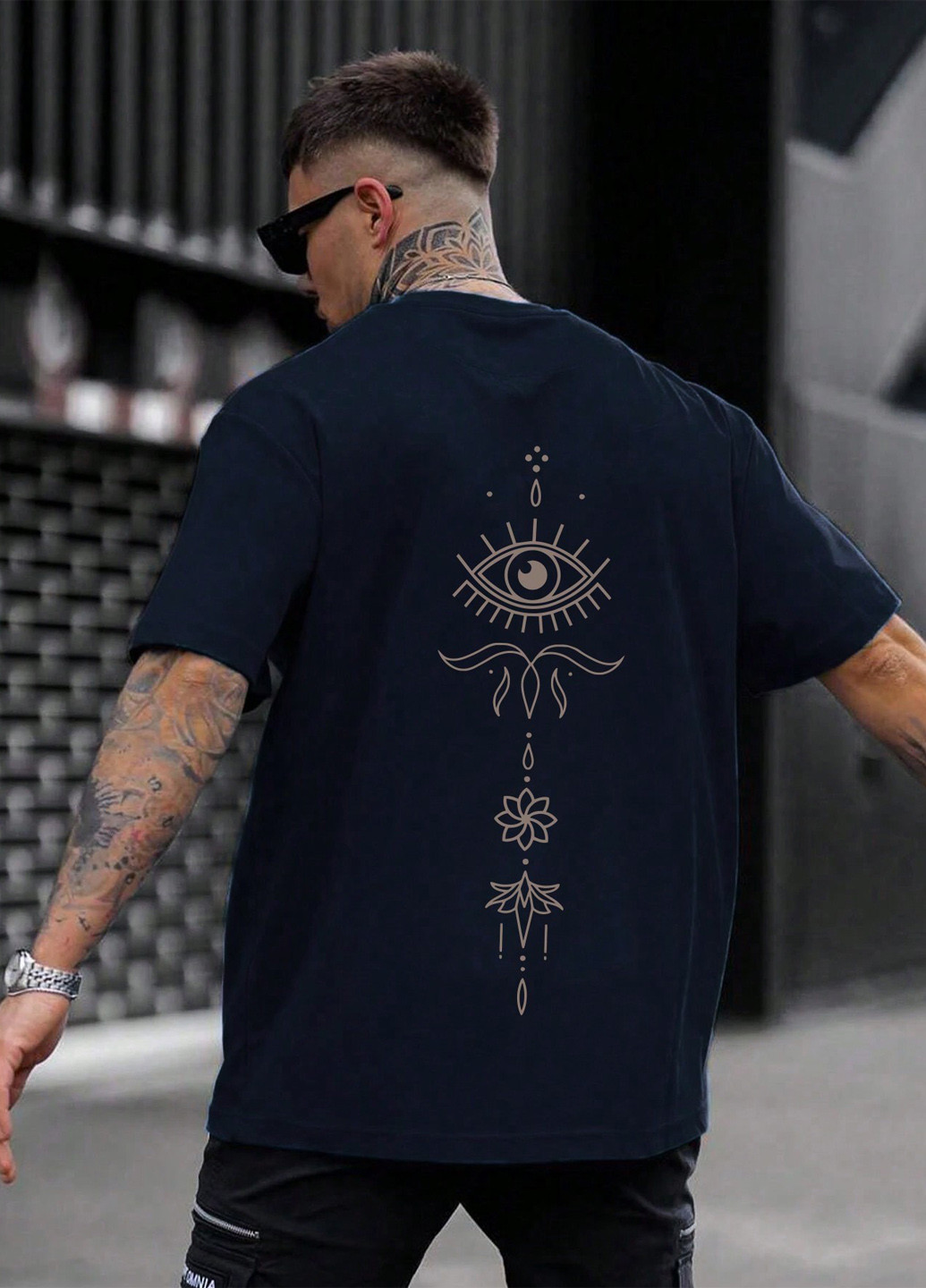 Темно-синяя футболка SHEIN