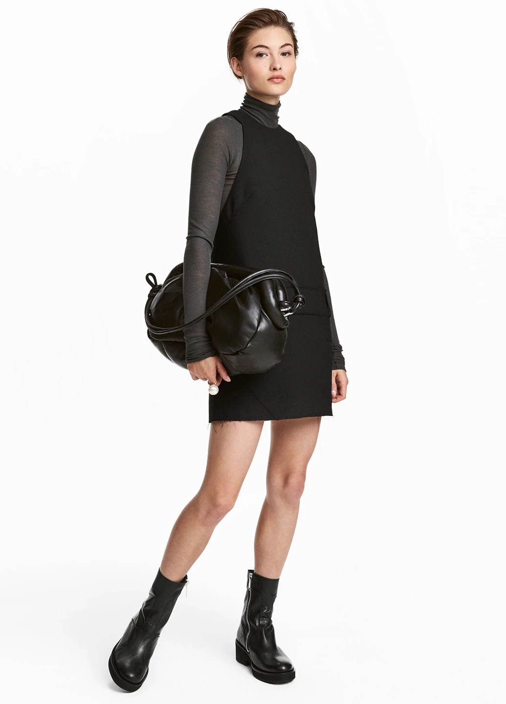 Демисезонный женский сарафан H&M однотонный