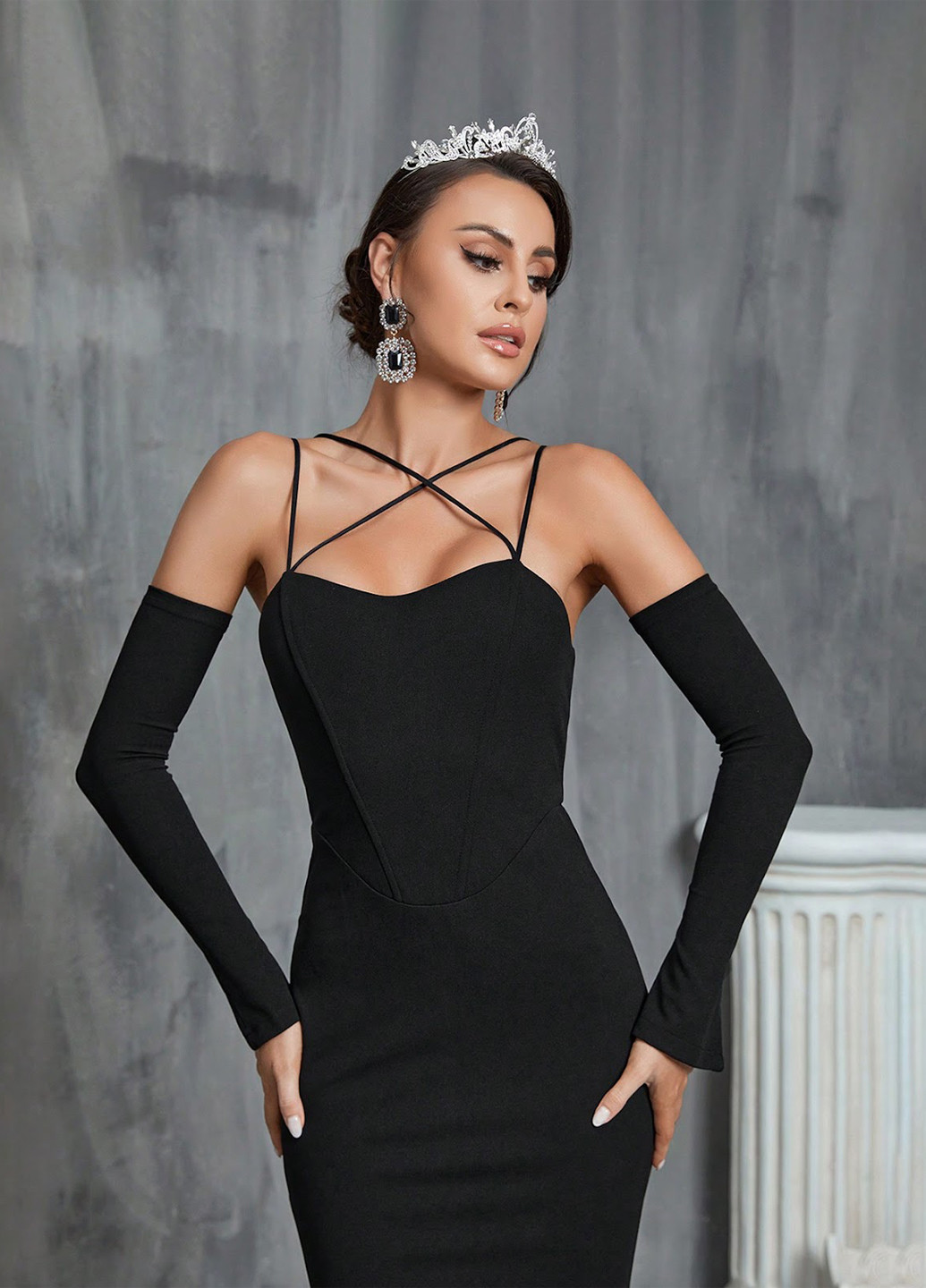 Черное вечернее, праздничный платье годе, с открытыми плечами SHEIN однотонное