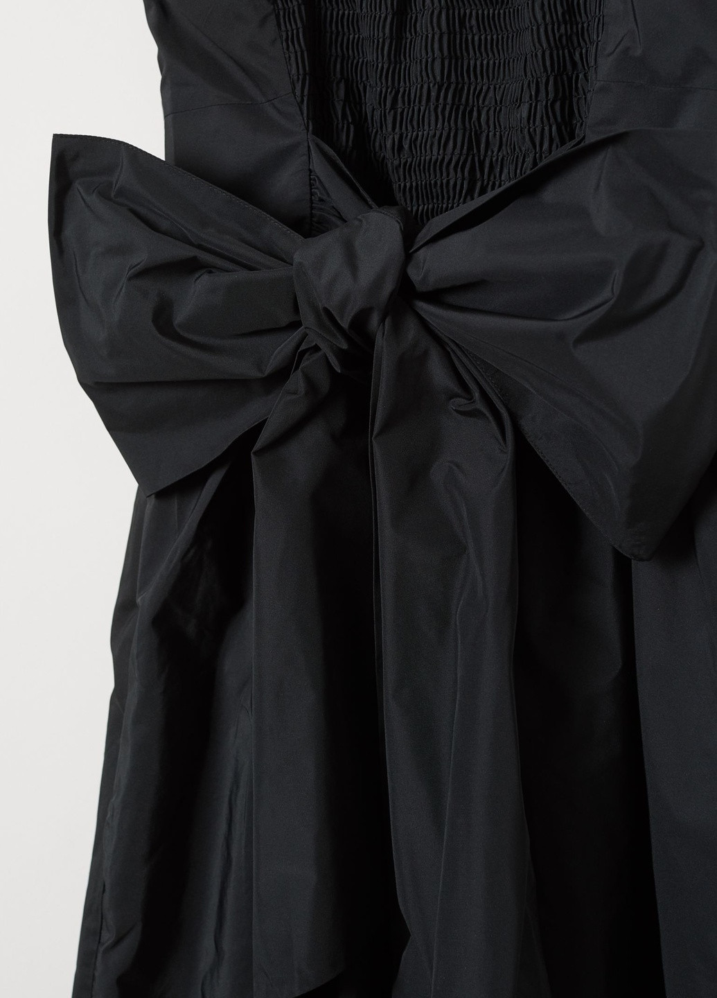 Черное кэжуал платье H&M однотонное