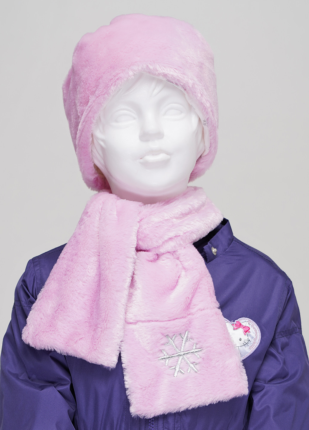 Светло-розовый демисезонный комплект (шапка, шарф, рукавицы) Asos