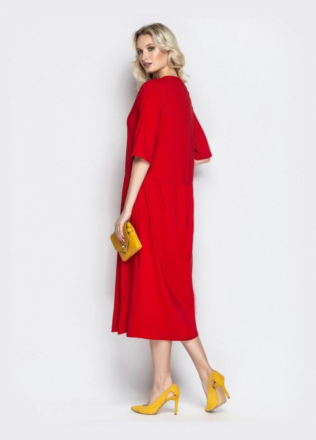 Красное кэжуал красное платье oversize со складками на юбке Dressa однотонное