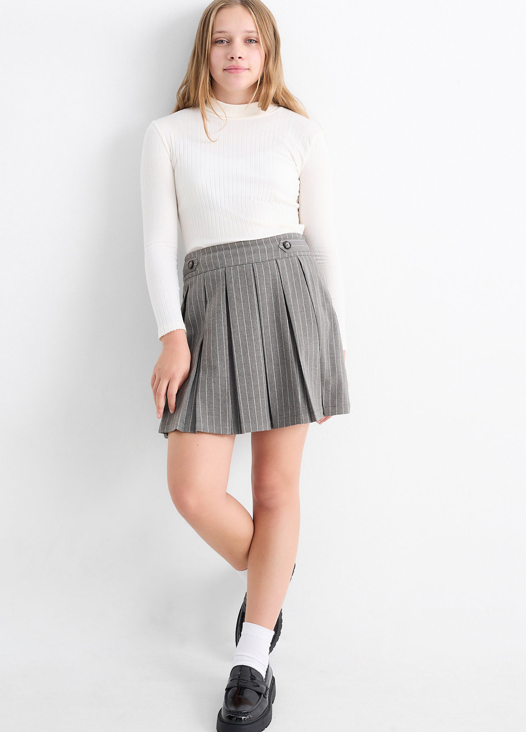 Серая кэжуал в полоску юбка C&A клешированная