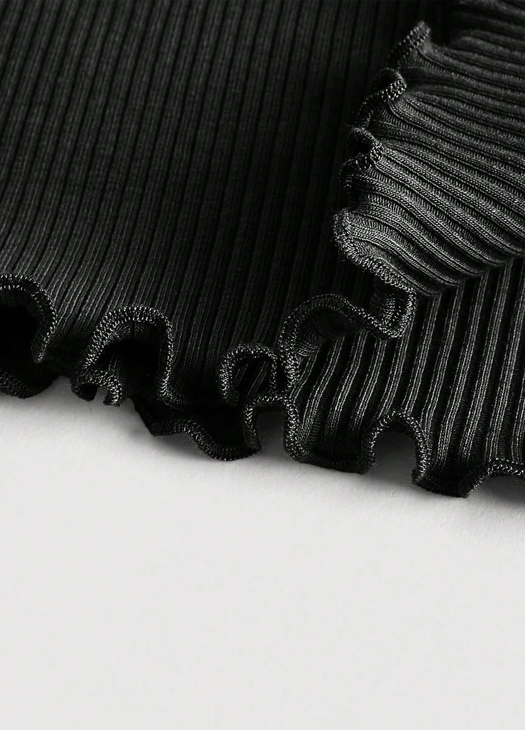 Черное праздничный, коктейльное платье с открытыми плечами SHEIN однотонное