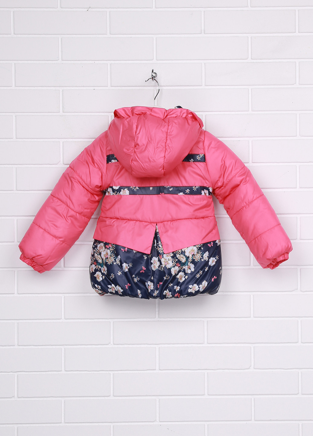 Темно-розовая зимняя куртка Одягайко