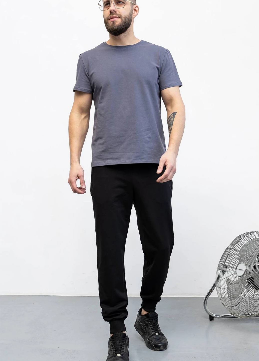 Сіра футболка TOTALFIT