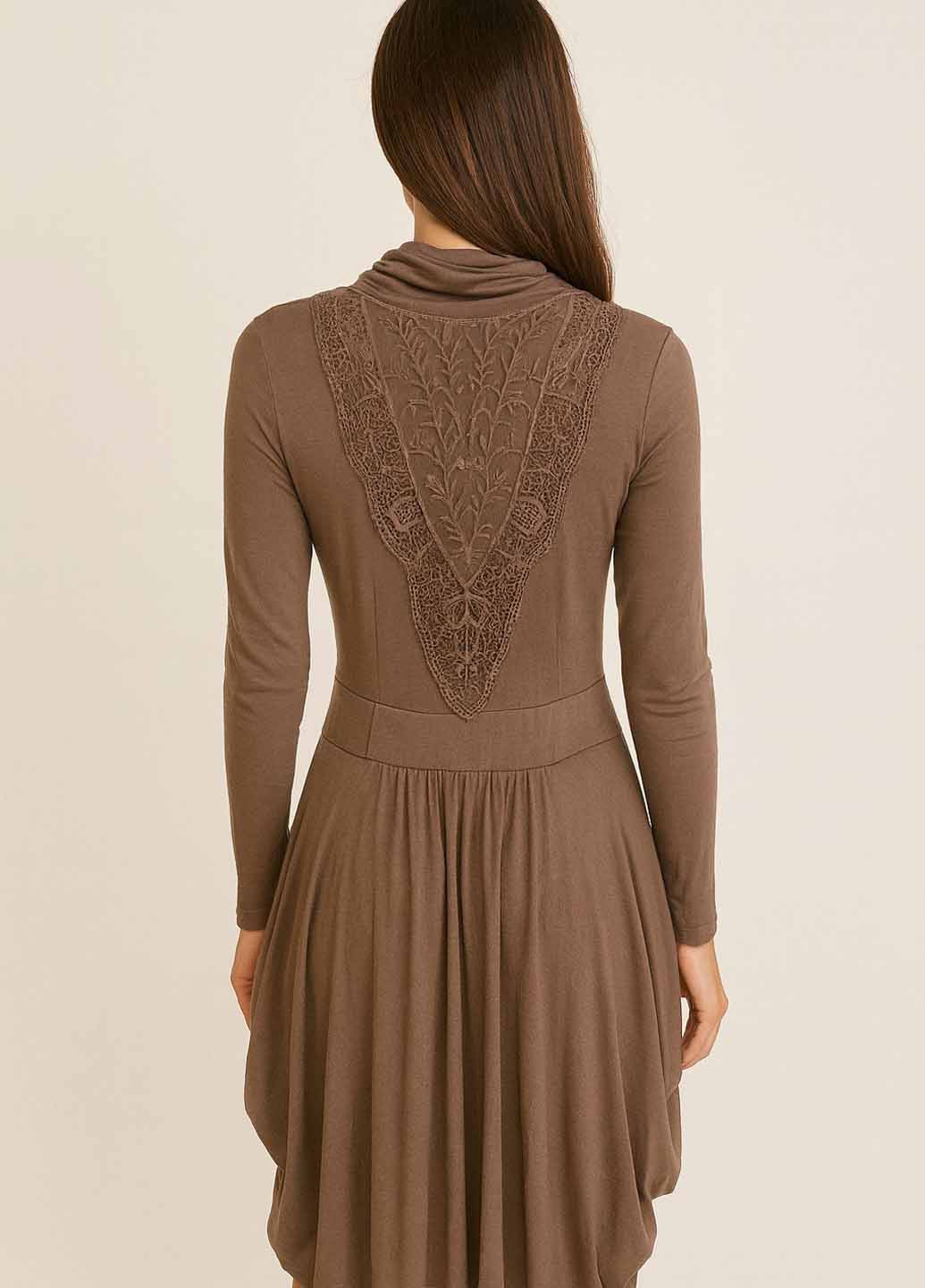 Кавова кежуал сукня балон Sassofono однотонна