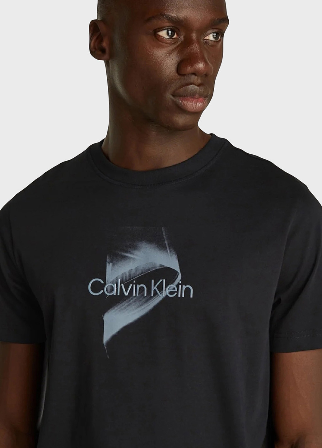 Черная футболка Calvin Klein