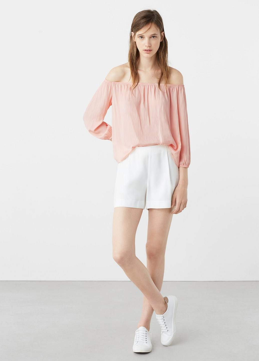 Светло-розовая летняя блуза Mango