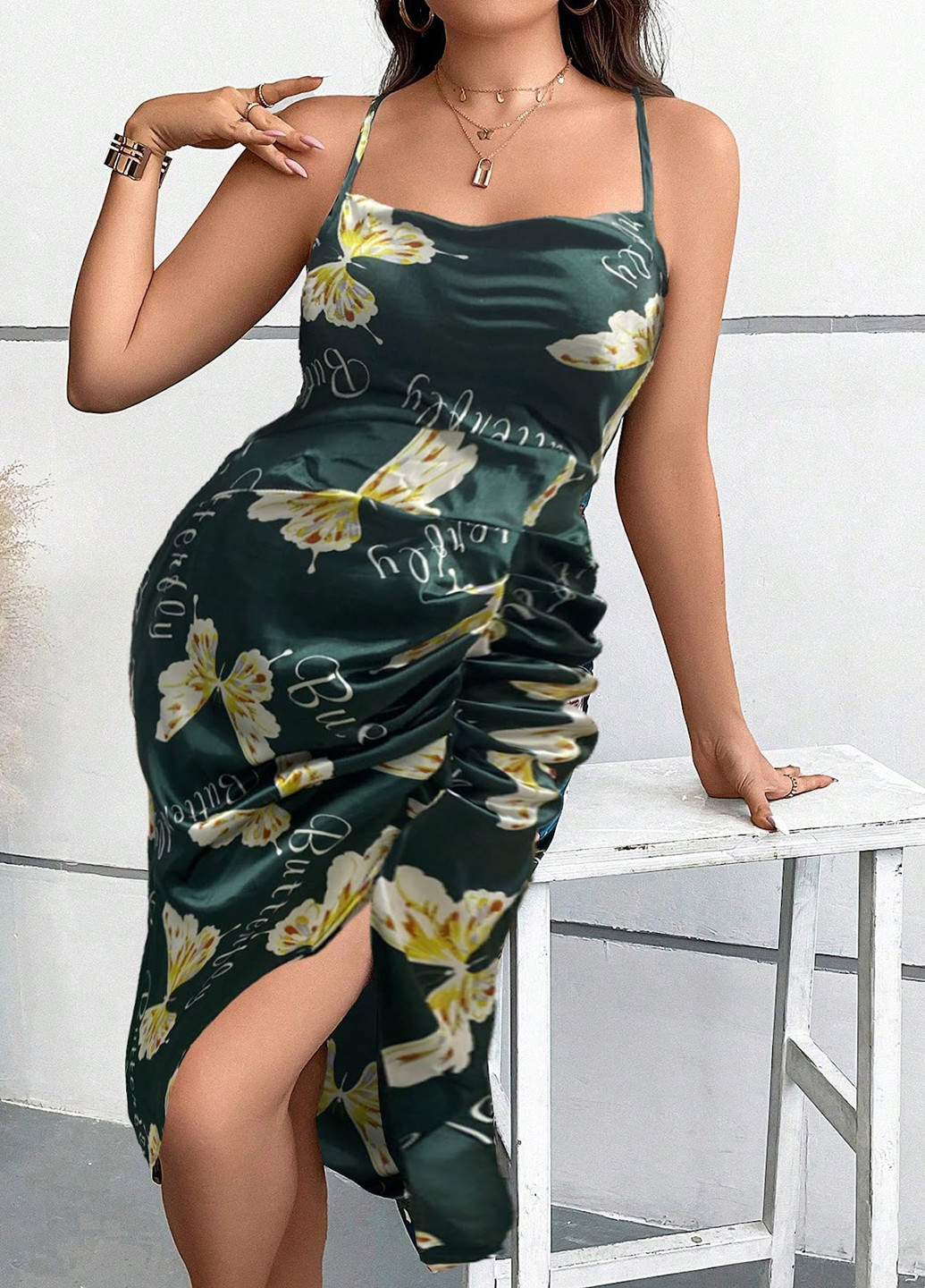 Темно-зелена кежуал сукня з відкритою спиною SHEIN метелики