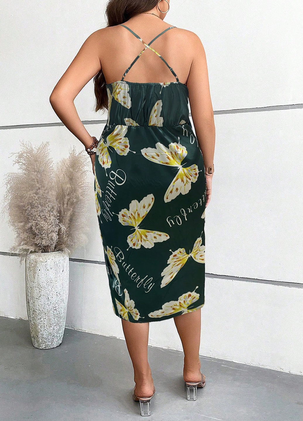 Темно-зелена кежуал сукня з відкритою спиною SHEIN метелики