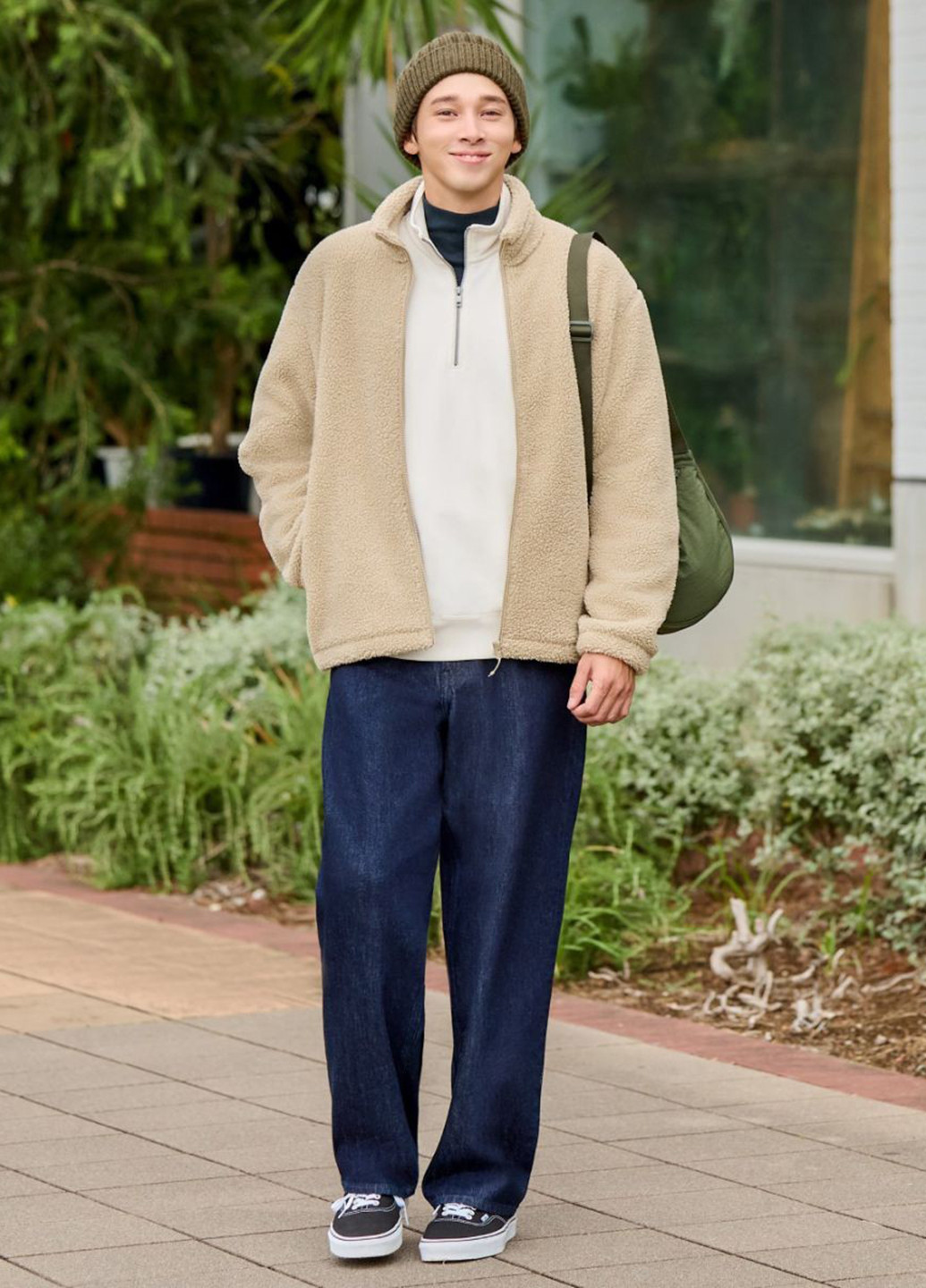 Бежева демісезонна куртка Uniqlo