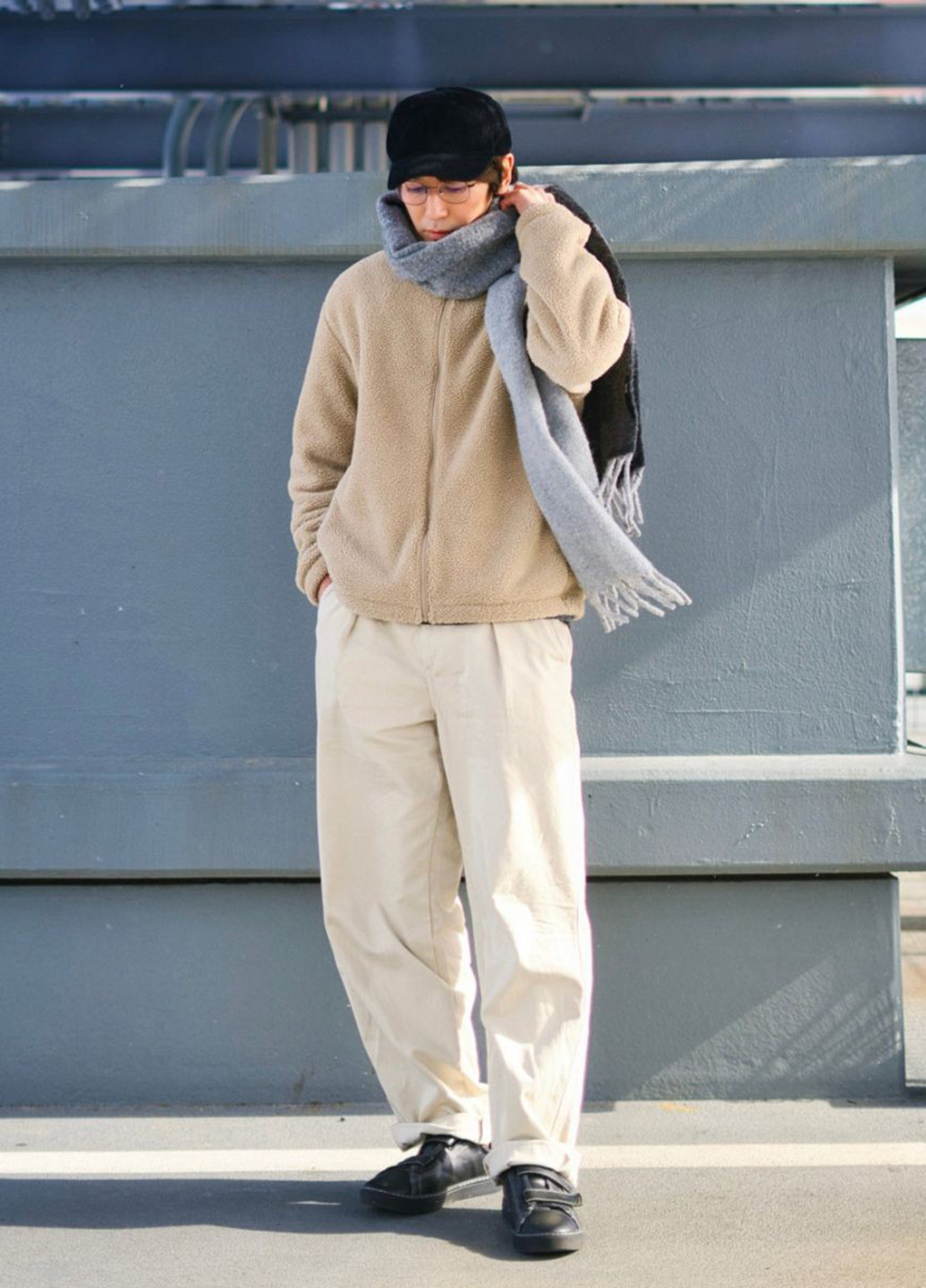 Бежева демісезонна куртка Uniqlo