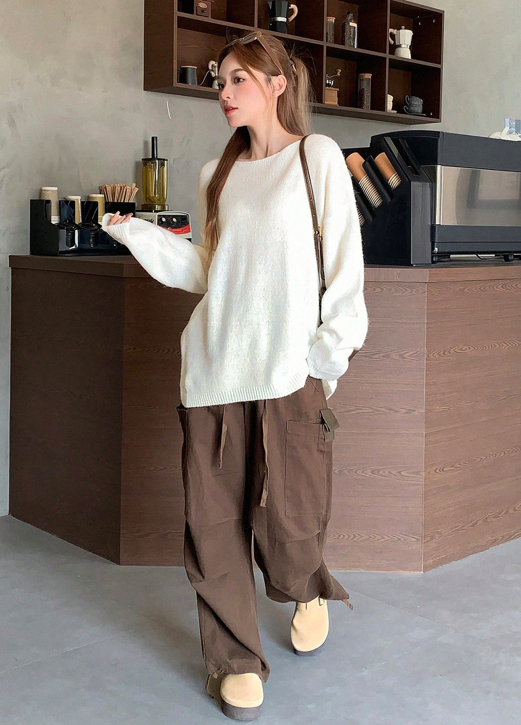 Молочний демісезонний светр SHEIN