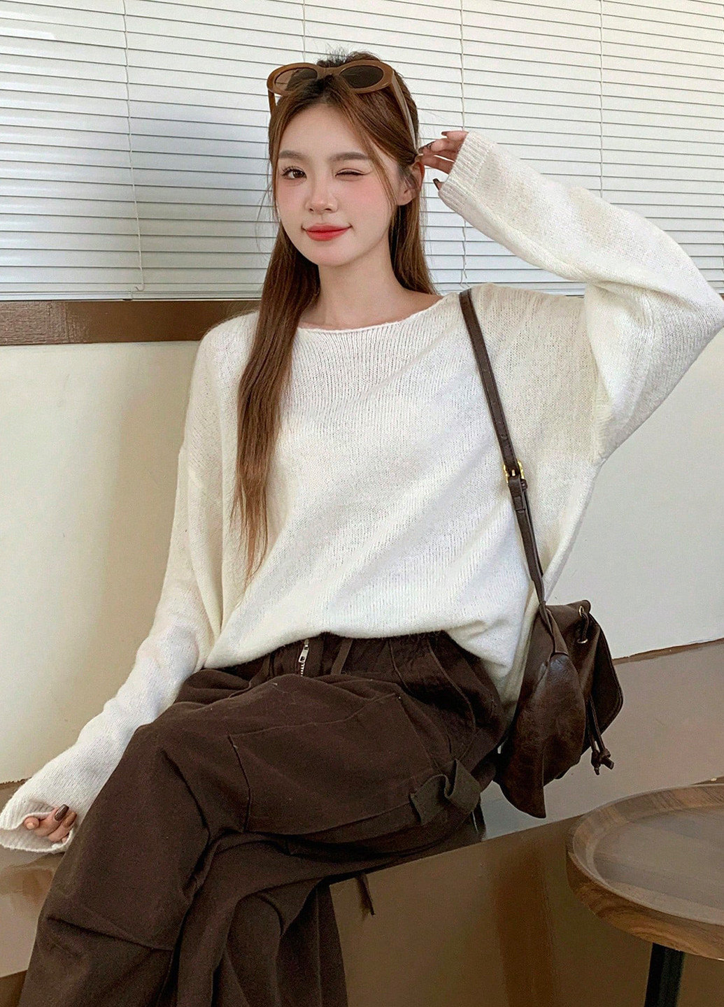 Молочний демісезонний светр SHEIN