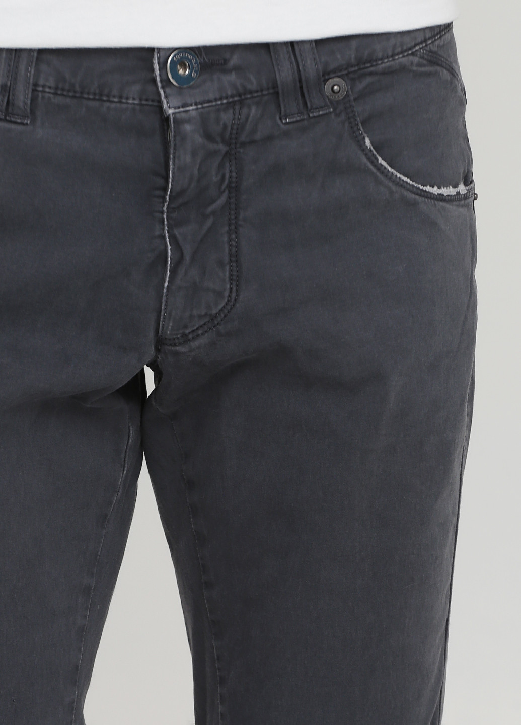 Серые демисезонные прямые джинсы Asos