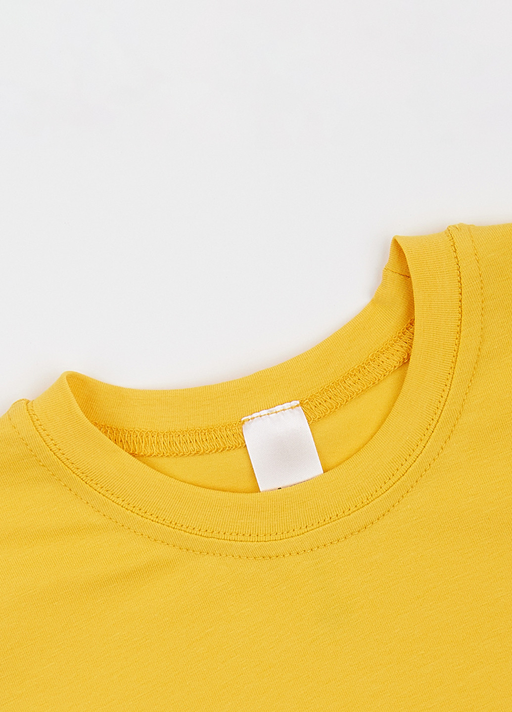 Желтая летняя футболка Garnamama