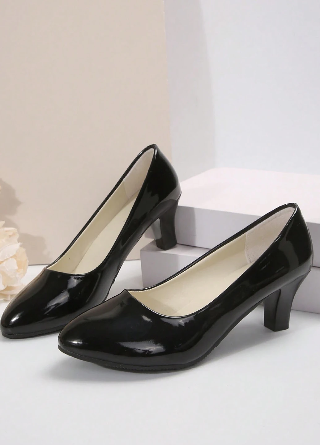 SHEIN Туфли черный з искусственная кожа, китай — демисезон (330610843)