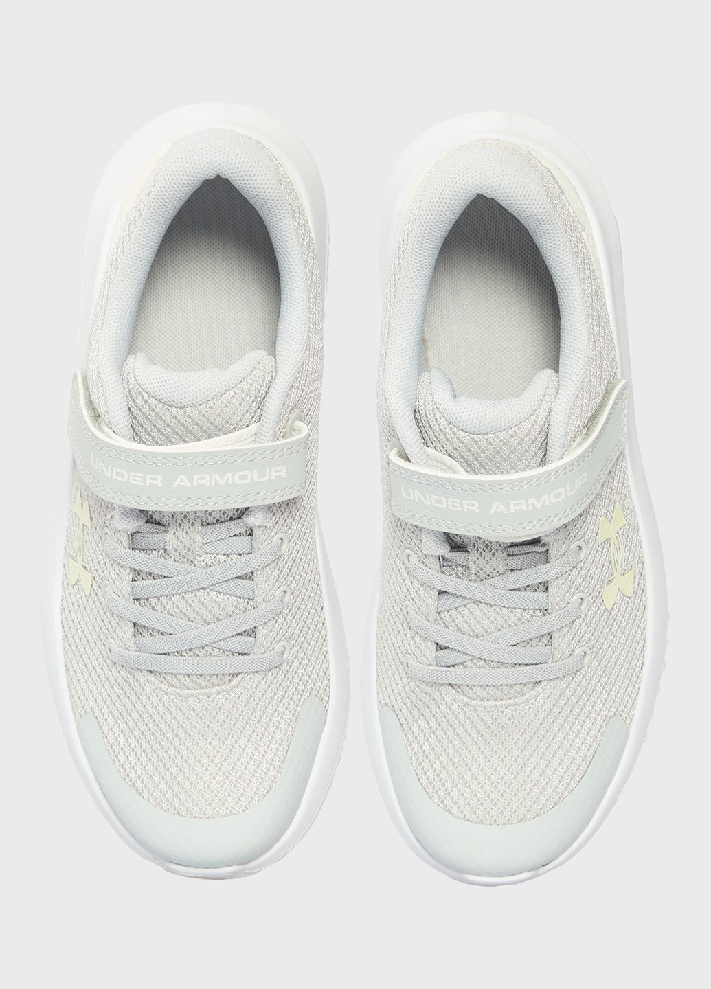 Білі осінні кросівки Under Armour