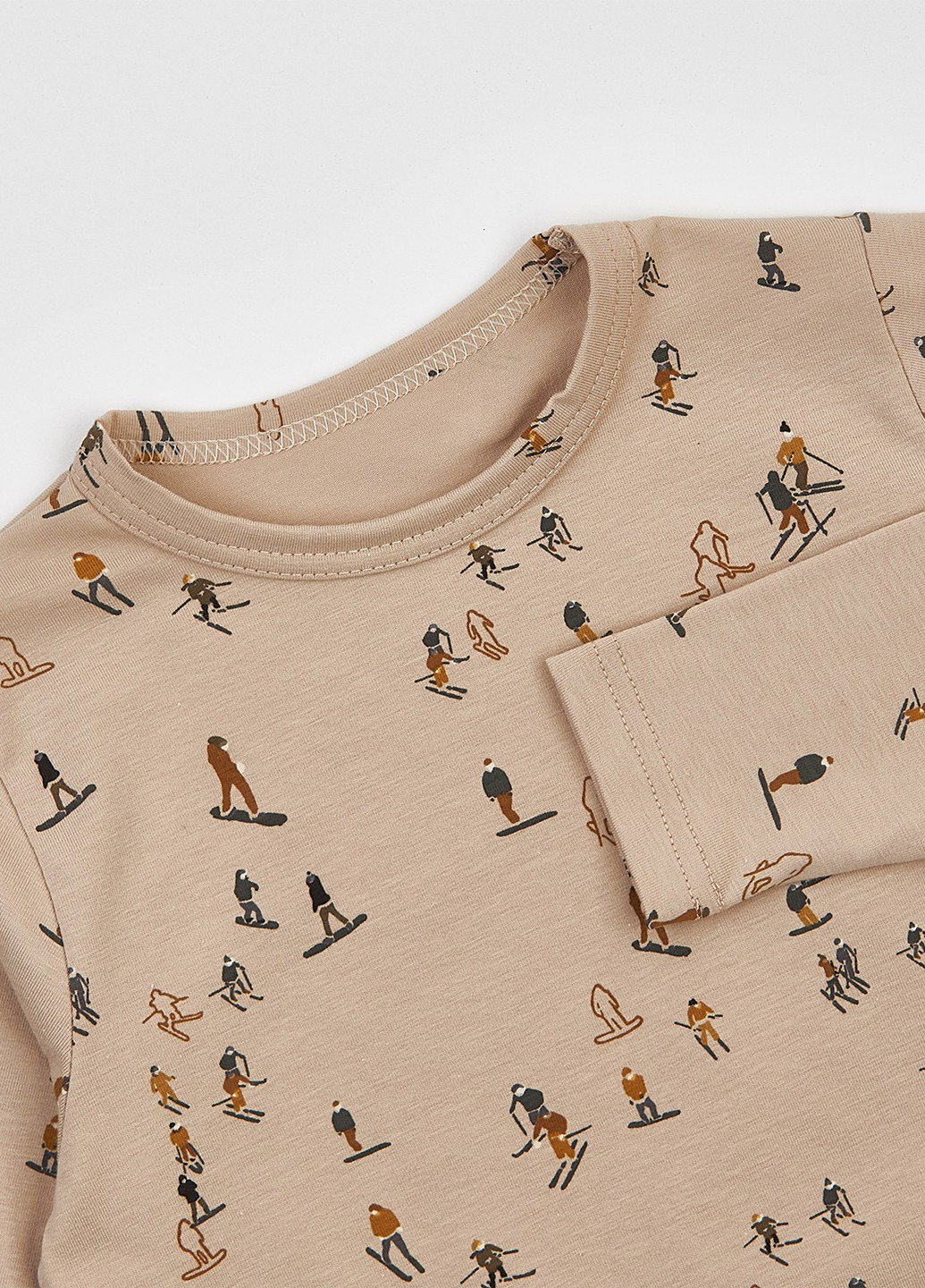 Бежевый демисезонный кэжуал лонгслив ArDoMi с рисунком