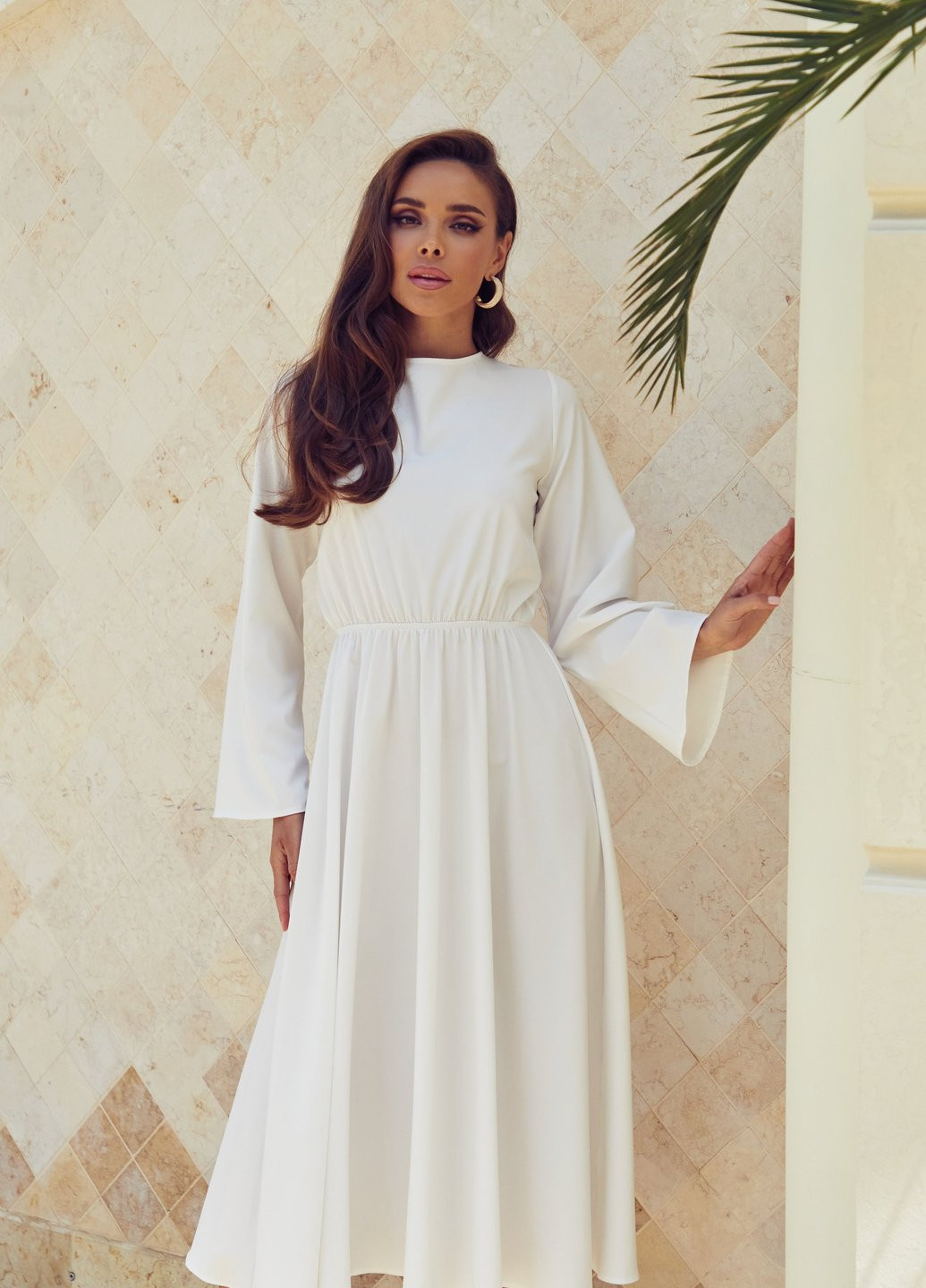 Белое кэжуал платье Gepur однотонное