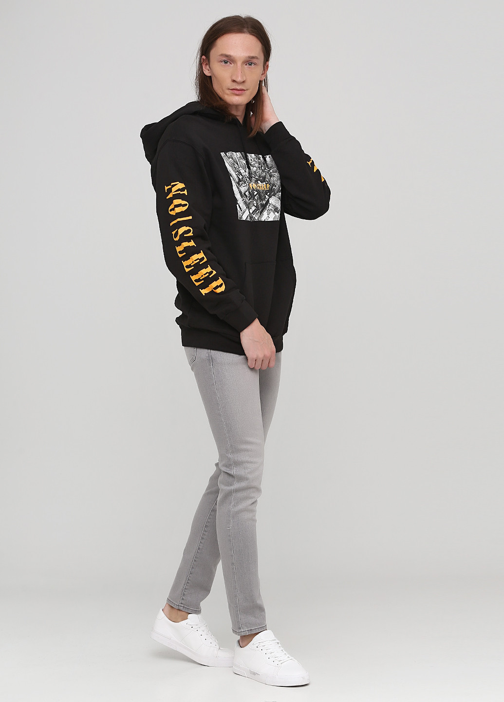 Светло-серые демисезонные зауженные джинсы H&M