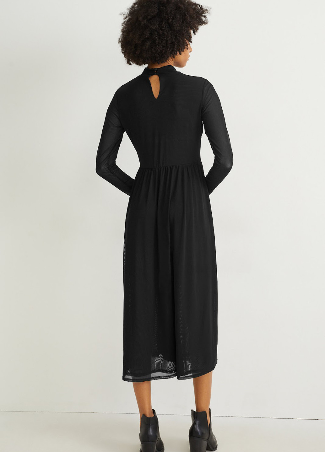 Черное кэжуал платье C&A однотонное