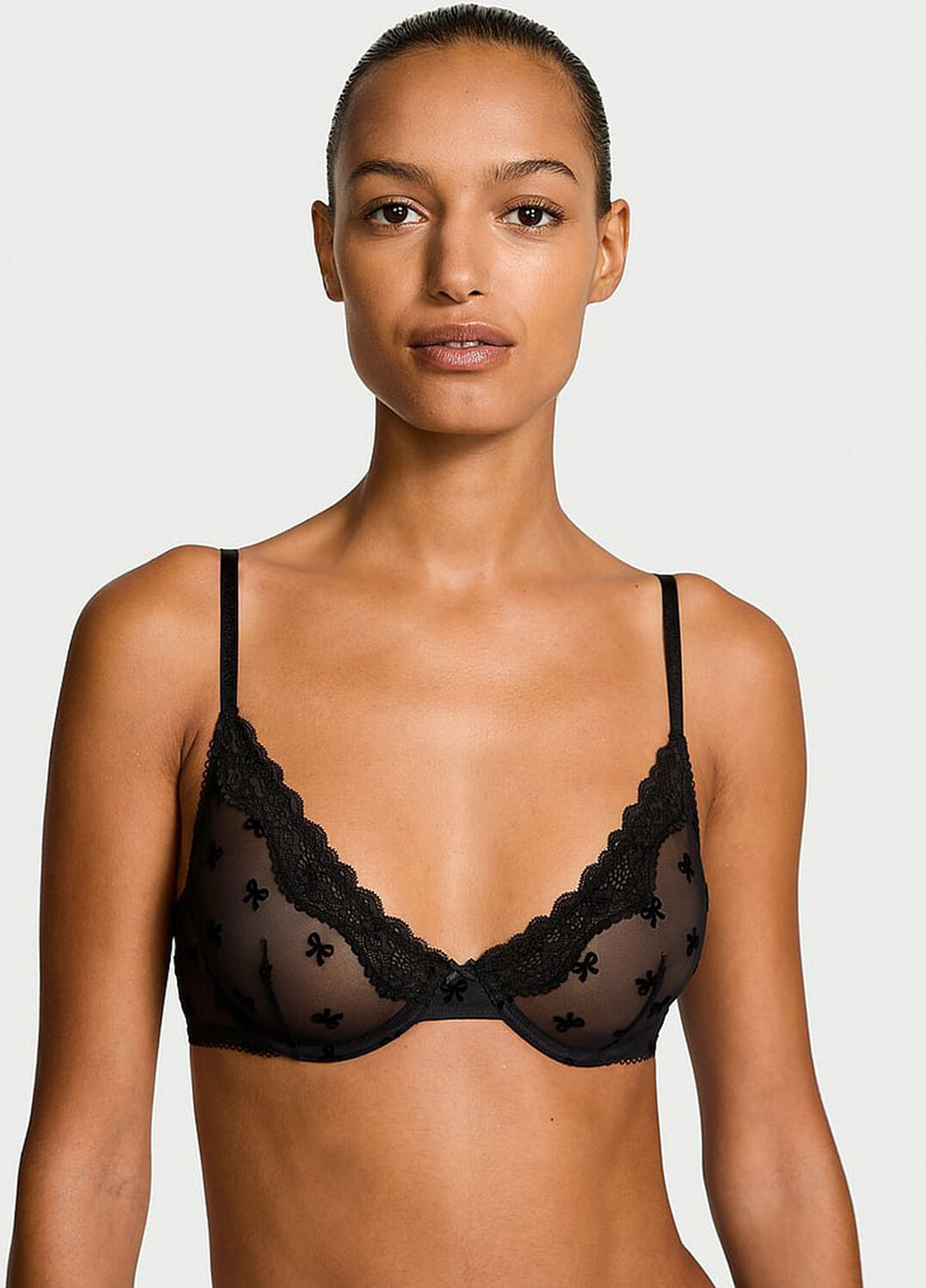 Черный демисезонный комплект (бюстгальтер, трусики) Victoria's Secret