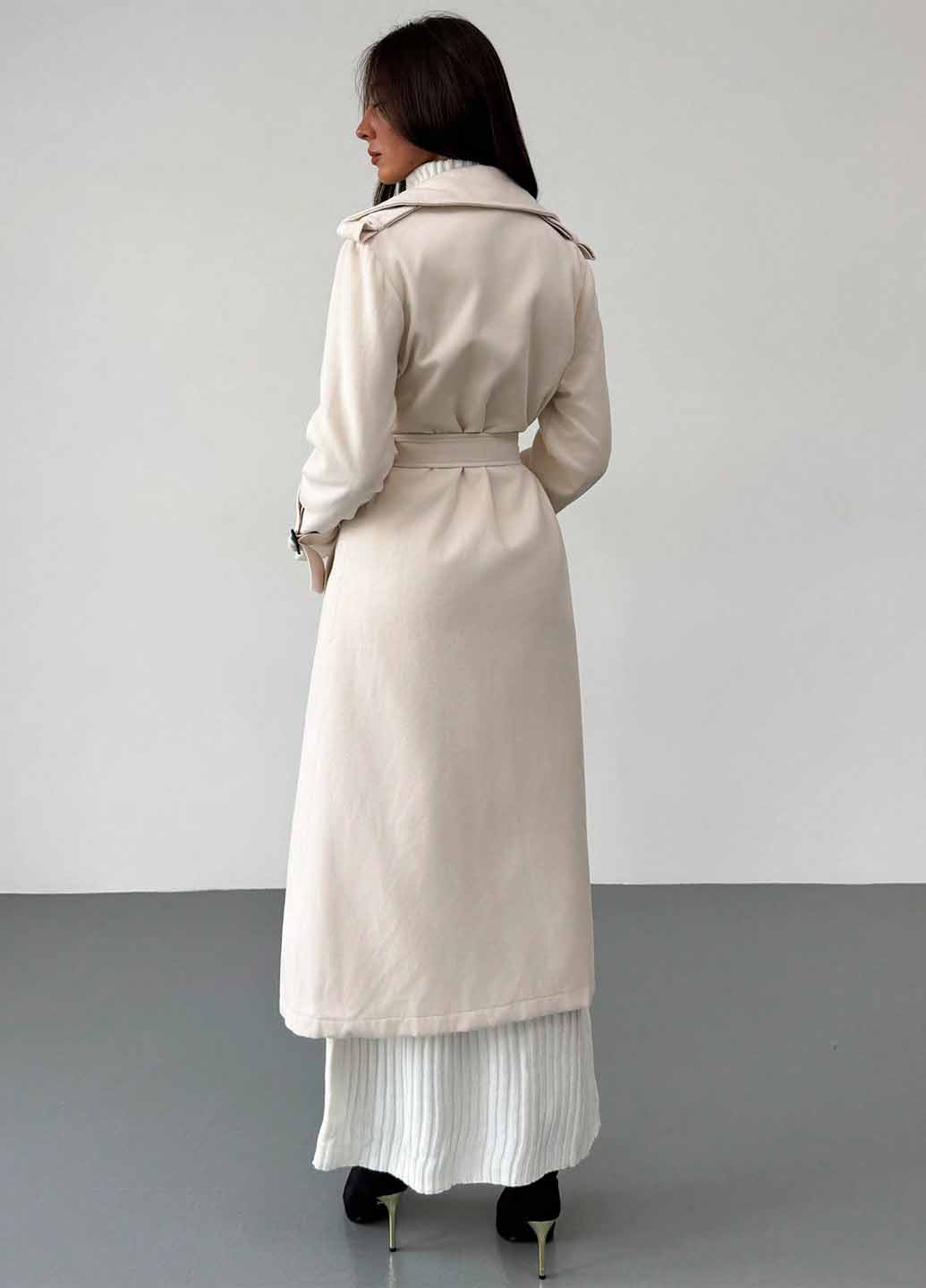 Кремовое демисезонное Пальто двубортное SHEIN