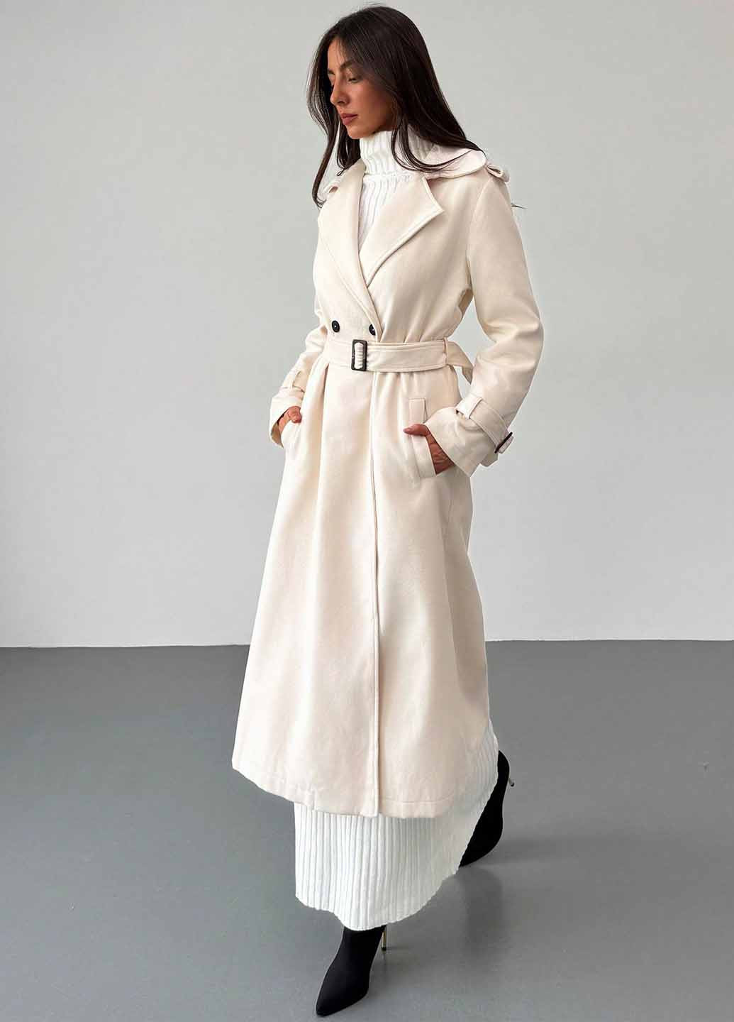 Кремовое демисезонное Пальто двубортное SHEIN