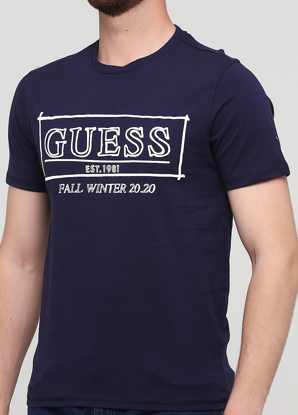 Темно-синяя летняя футболка Guess