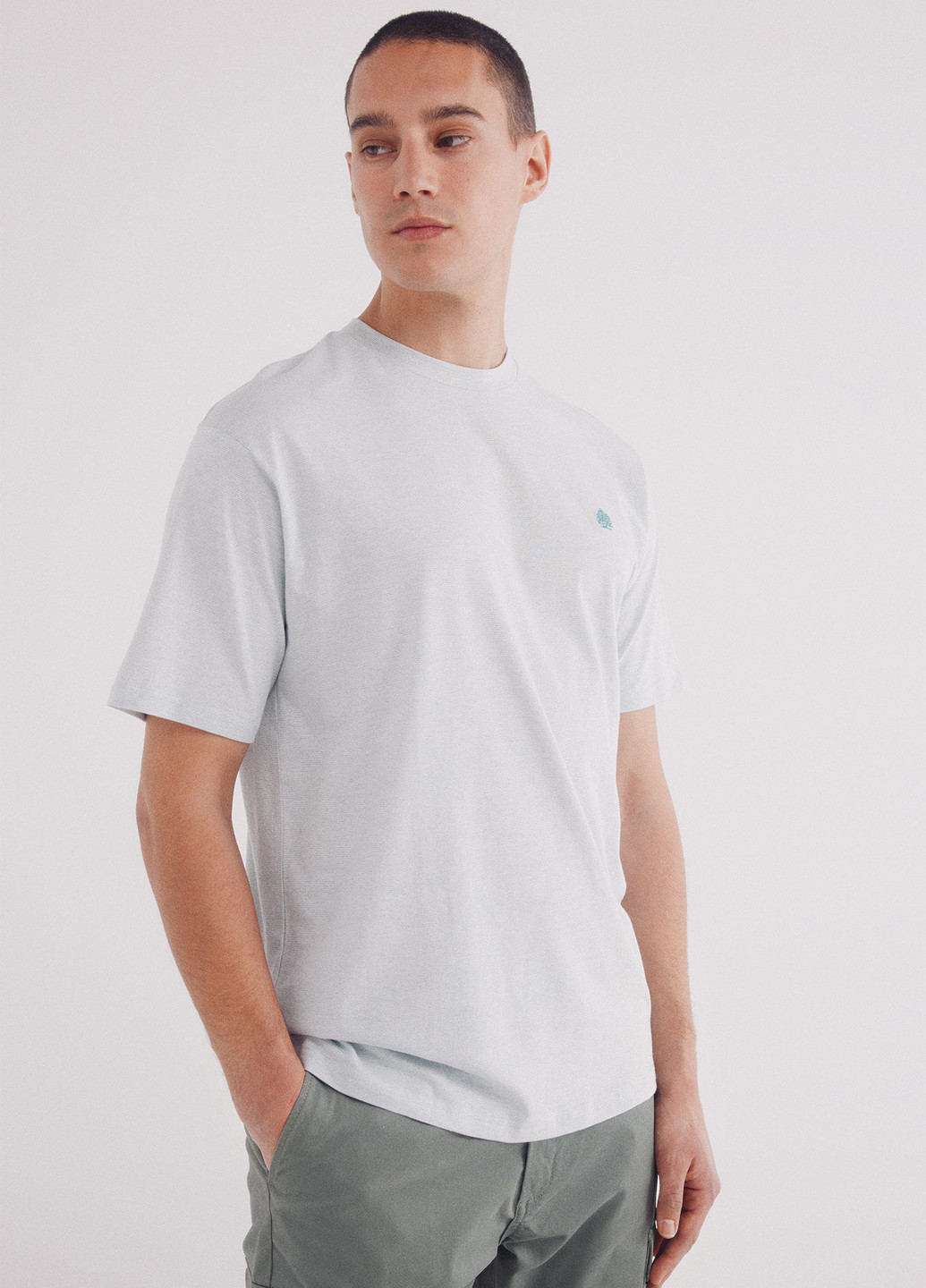 Світло-зелена футболка Springfield