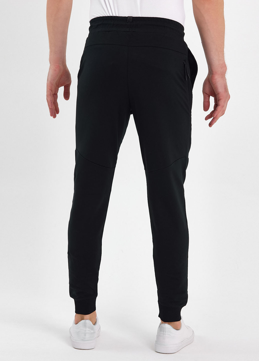 Черные спортивные демисезонные джоггеры брюки Trend Collection