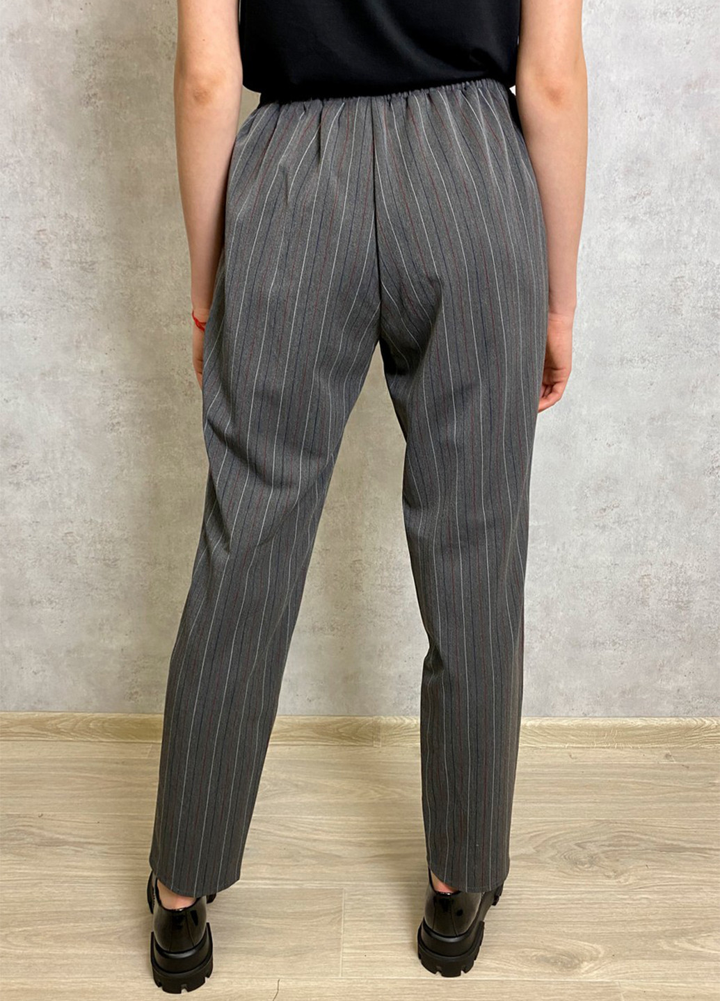 Темно-серые кэжуал демисезонные прямые брюки VONAVIN