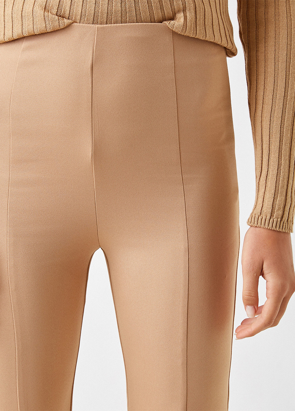 Светло-бежевые кэжуал демисезонные клеш, укороченные брюки KOTON